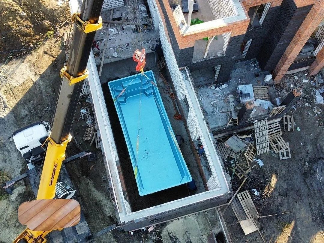 Laguna 9 — зона отдыха у бассейна в Чебоксарах