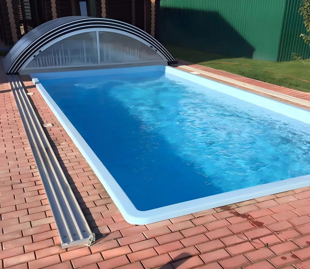 Laguna 7 — вечернее освещение в Чебоксарах